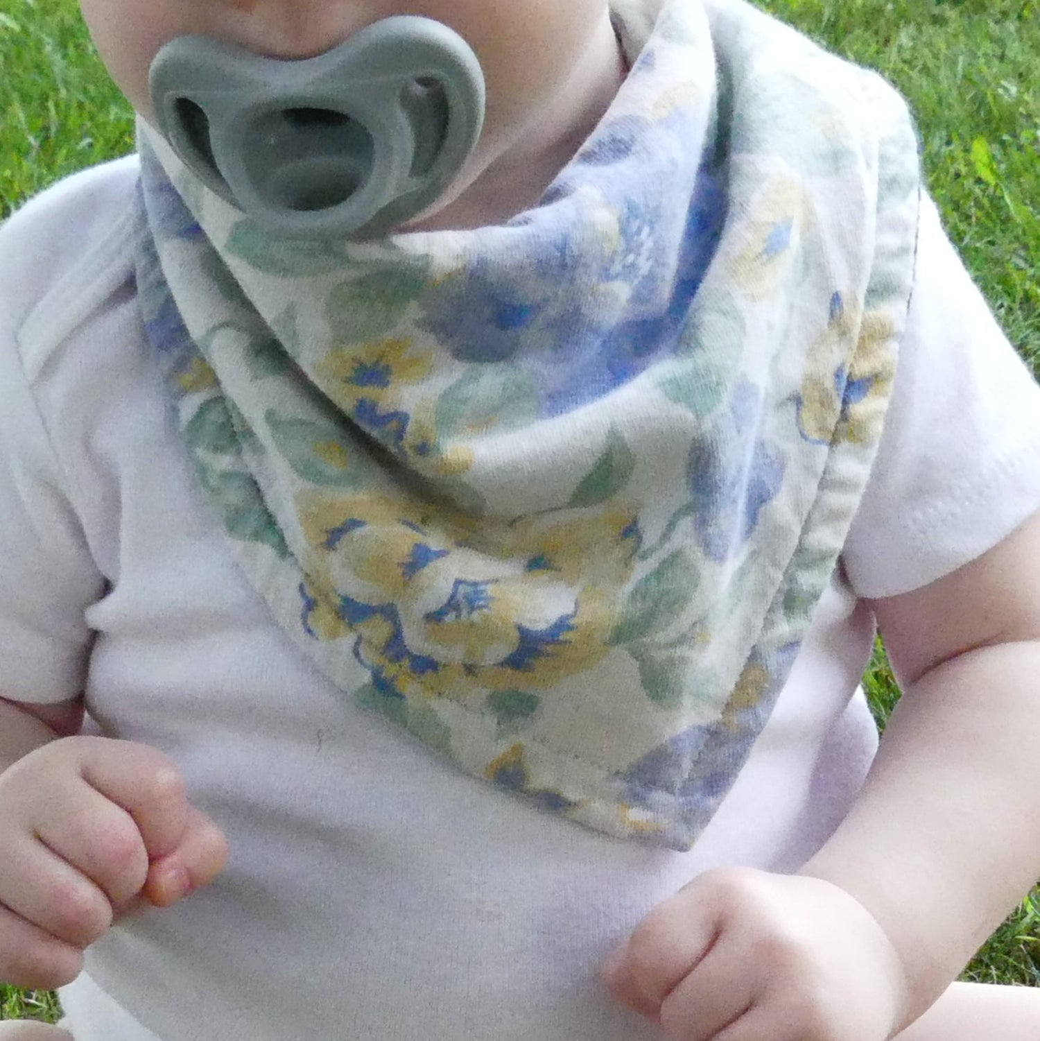 Vintage Floral Bandana Bib