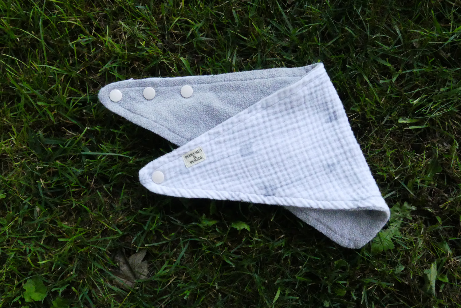 Muslin Arrow Bandana Bib